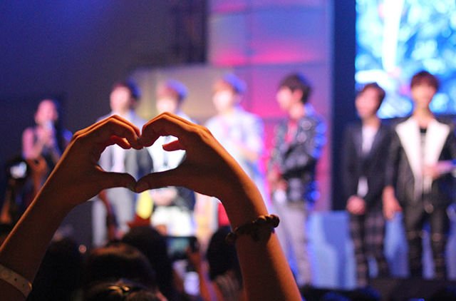 Jejak Gerilya Fan K-pop dalam Isu Sosial Politik Dunia