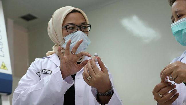 BPOM : Vaksinasi Menurunkan Kasus COVID-19 Hingga Turun 65 Persen
