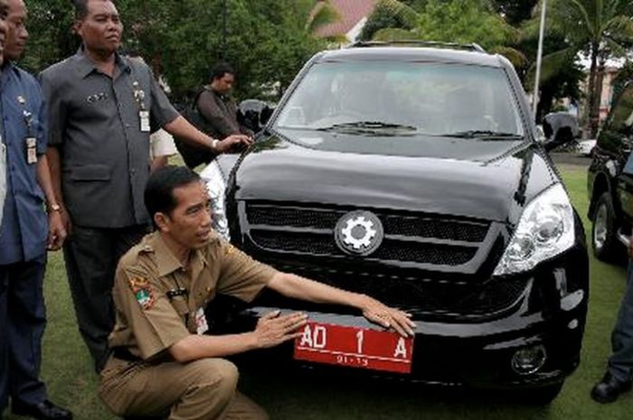 Mengenal Esemka, Mobil Andalan Jokowi Kini Diborong Prabowo