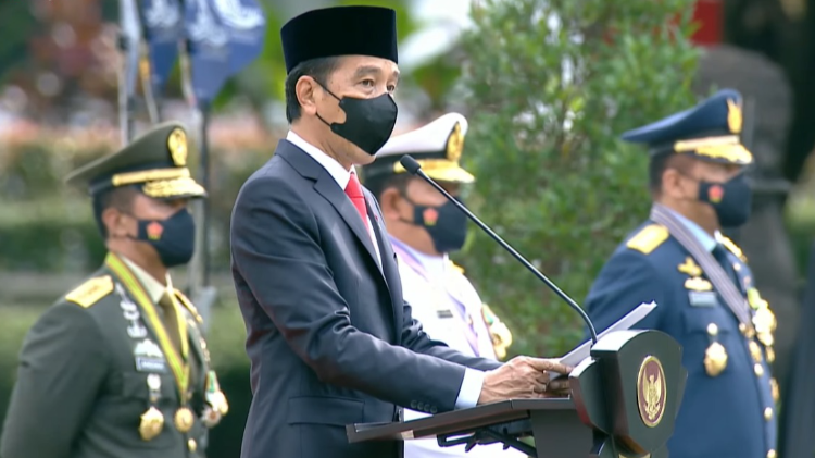 HUT Ke-76 TNI, Jokowi: Keberhasilan Penanganan Covid-19 tidak Terlepas Dari Peran Besar TNI