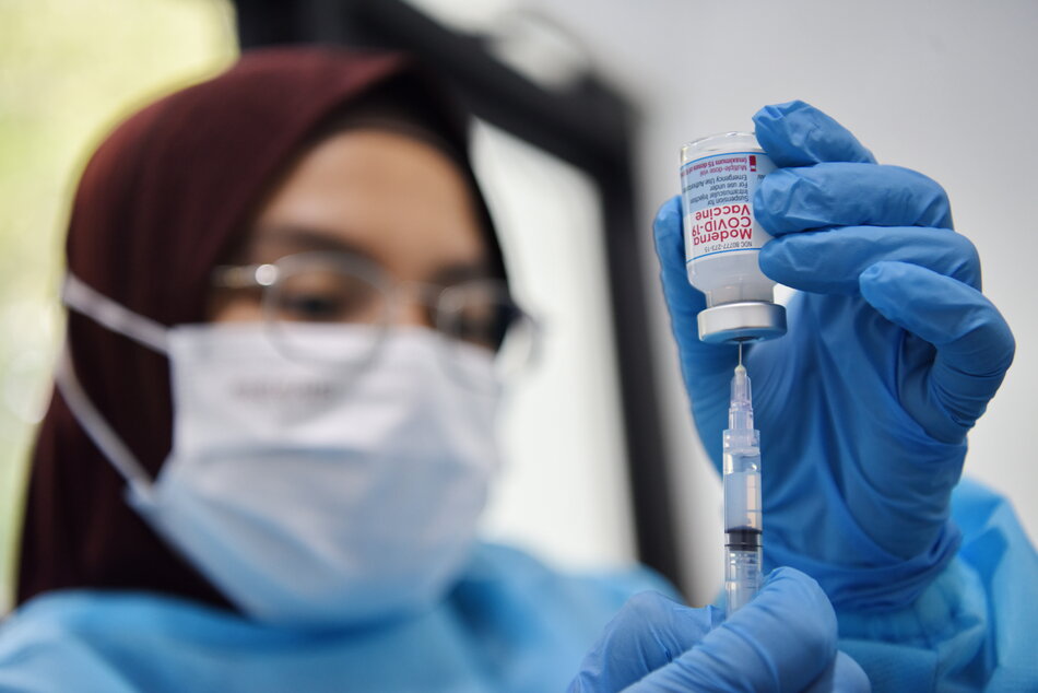 Vaksin COVID-19 Dosis 4: Efektif Tingkatkan Antibodi dan Imunitas